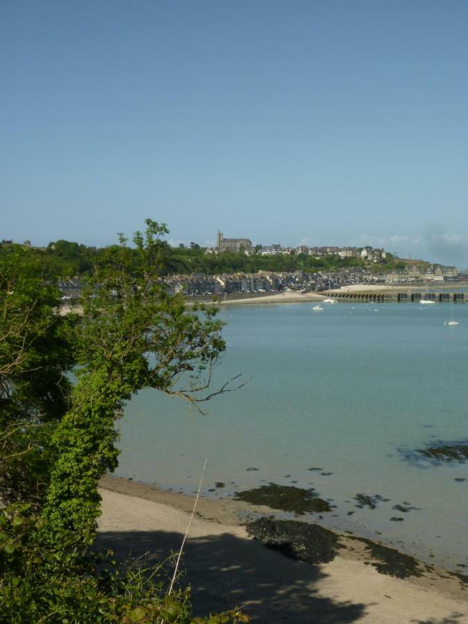 Gite "L'Escale Marine" Cancale Exterior photo