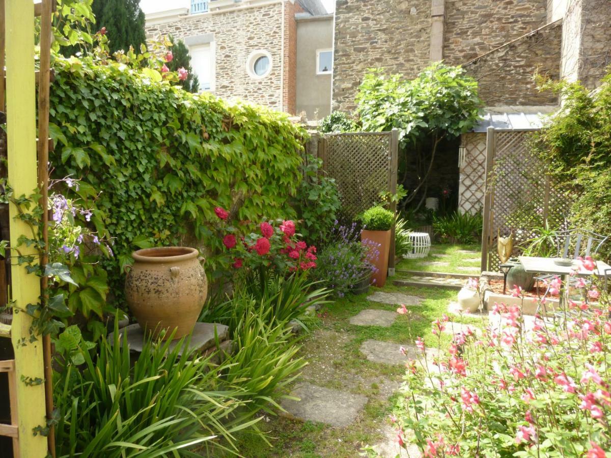 Gite "L'Escale Marine" Cancale Exterior photo